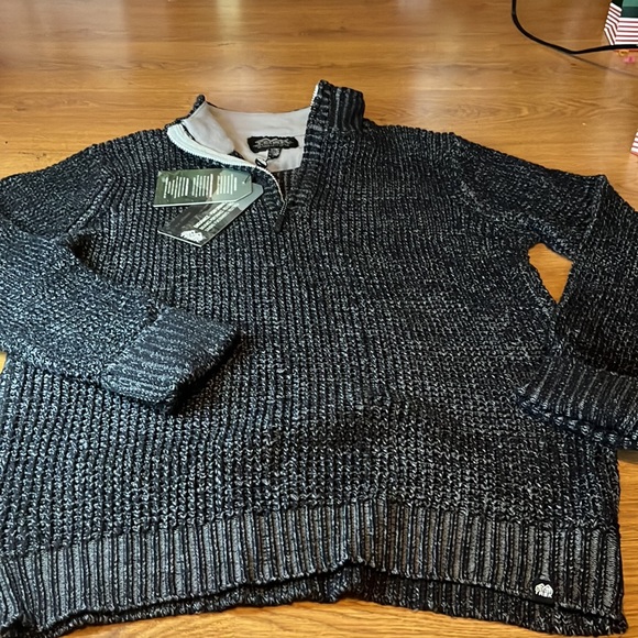 Northern Trek Knit Pullover - Picture 7 of 11